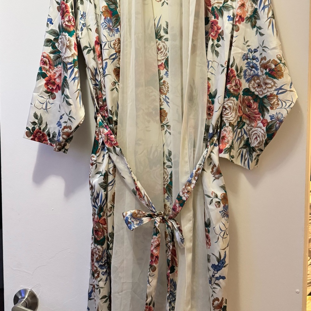 Floral Kimono Robe with Tie